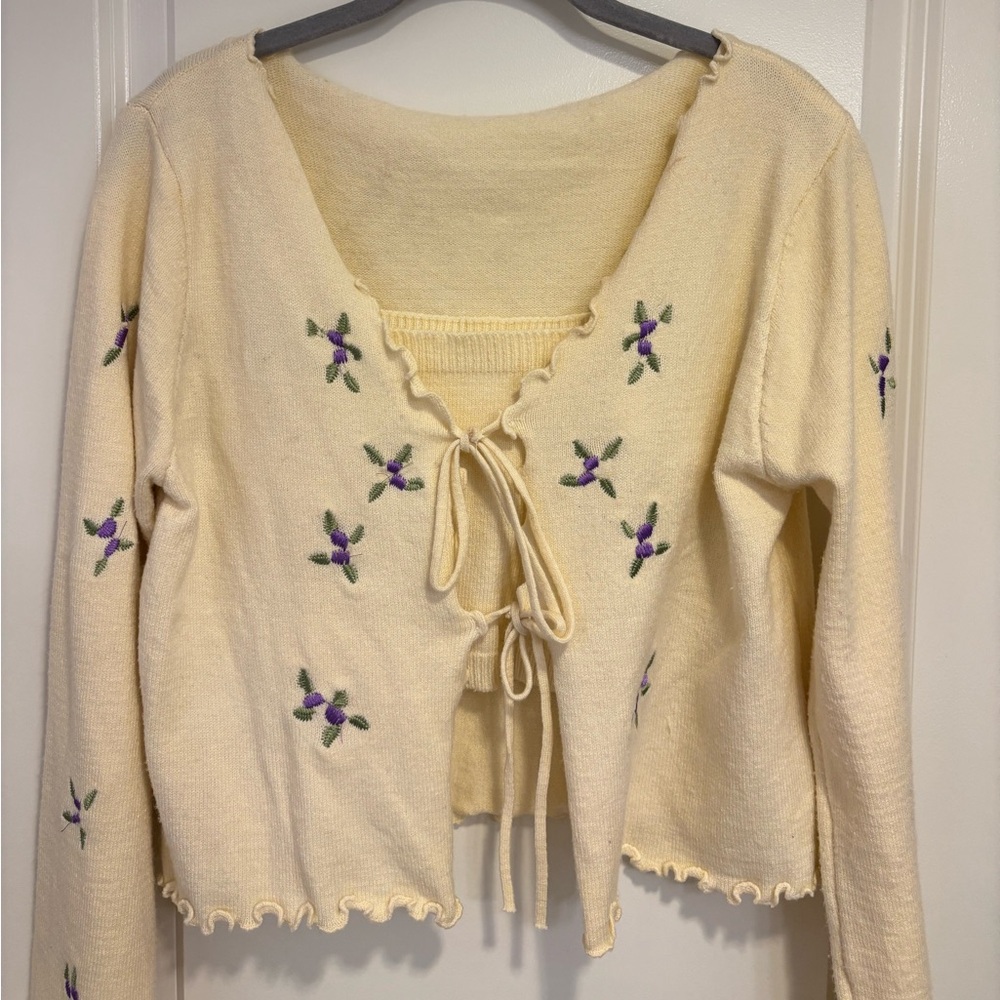 Closette Flower Embroidered Knit Camisole + Crop Cardigan Set — Off-White